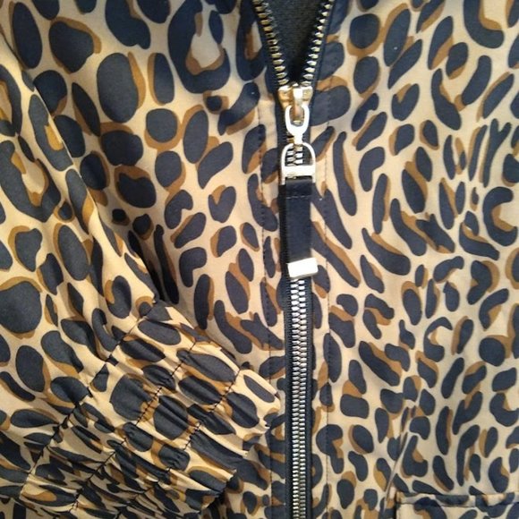 Chico's Animal Print Bomber Jacket size Medium - Picture 6 of 9